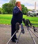 Body Language Analysis №4382: Why is Donald Trump Leaning Forward? —  Nonverbal and Emotional Intelligence (PHOTOS) | by Dr. Jack Brown | Medium
