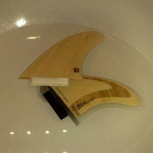 Bamboo_Fins_Float