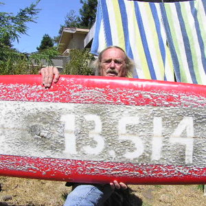 "Everydale surfs 37 years 13,514 daily"
