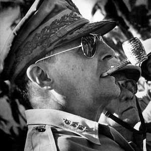 General-Douglas-MacArthur-In-Classic-Ray-Ban-Aviator-Sunglasses