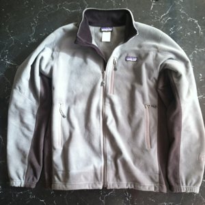 Patagonia_Lightweight_R4_Full_Front