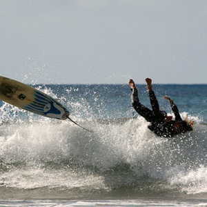 surfing-wipeout