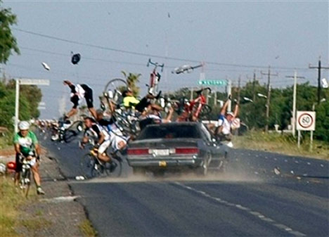 car-accident-cyclists-mexico1
